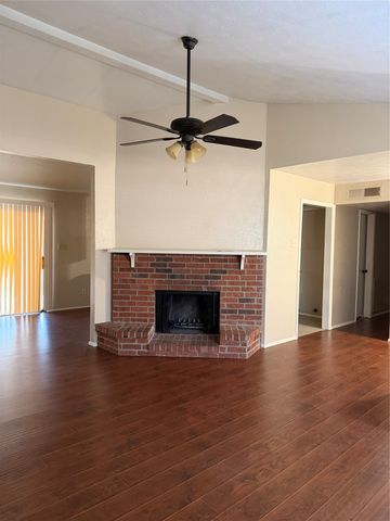 404 Whitney Street, Cedar Hill, TX 75104