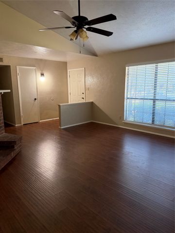 404 Whitney Street, Cedar Hill, TX 75104