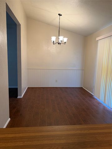 404 Whitney Street, Cedar Hill, TX 75104