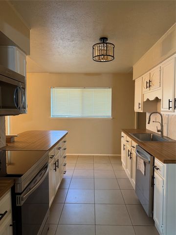 404 Whitney Street, Cedar Hill, TX 75104