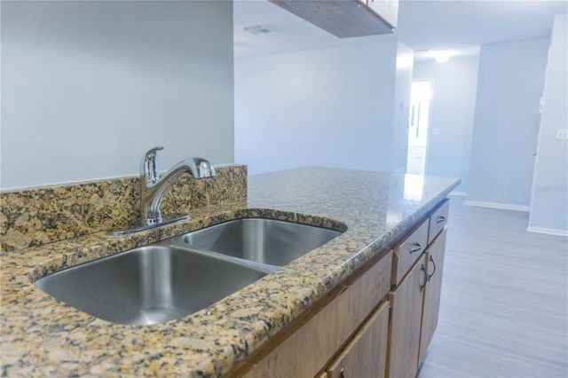 616 GOLDEN RAINTREE PLACE 616, Brandon, FL 33510