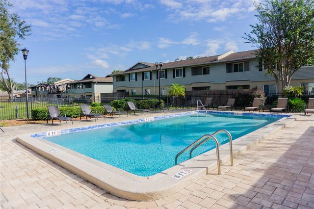 616 GOLDEN RAINTREE PLACE 616, Brandon, FL 33510