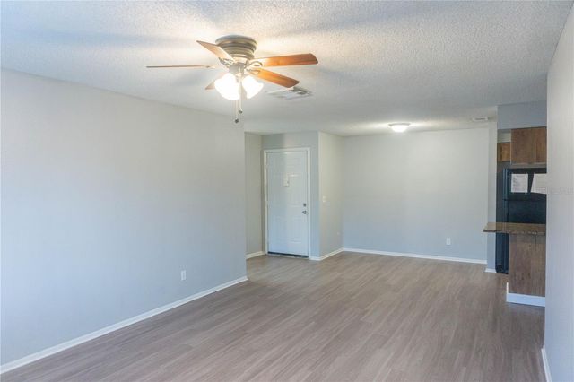 616 GOLDEN RAINTREE PLACE 616, Brandon, FL 33510