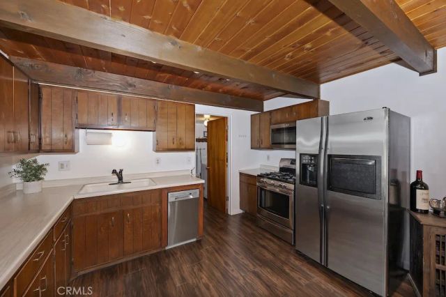 404 W Mojave, Big Bear City, CA 92314