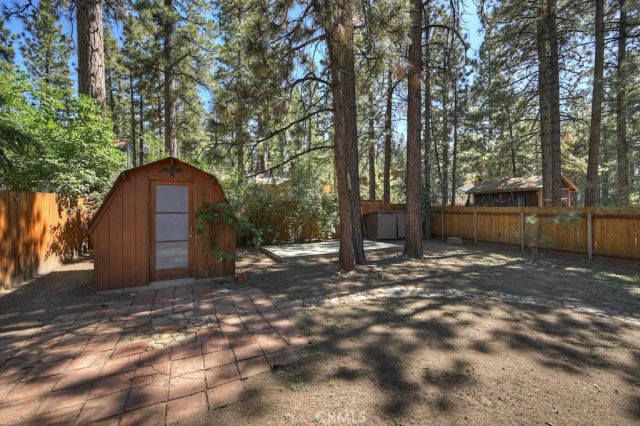 404 W Mojave, Big Bear City, CA 92314