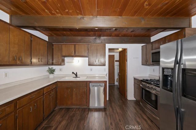 404 W Mojave, Big Bear City, CA 92314