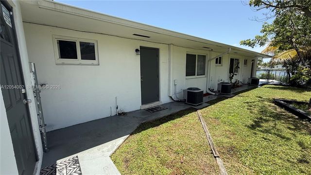 842 SW 2nd Street A, Hallandale Beach, FL 33009