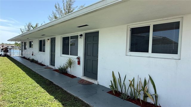842 SW 2nd Street A, Hallandale Beach, FL 33009