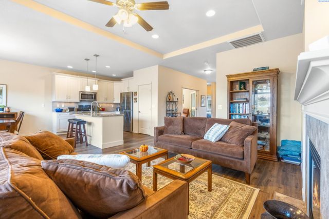 2691 Eaglewatch Lp, Richland, WA 99354