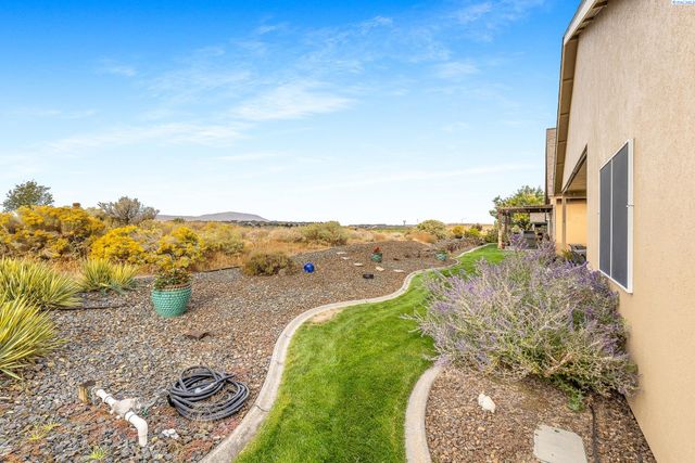 2691 Eaglewatch Lp, Richland, WA 99354