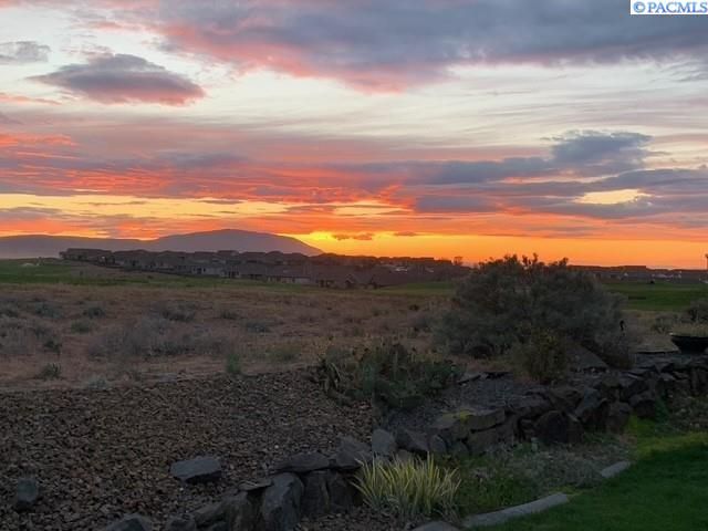 2691 Eaglewatch Lp, Richland, WA 99354