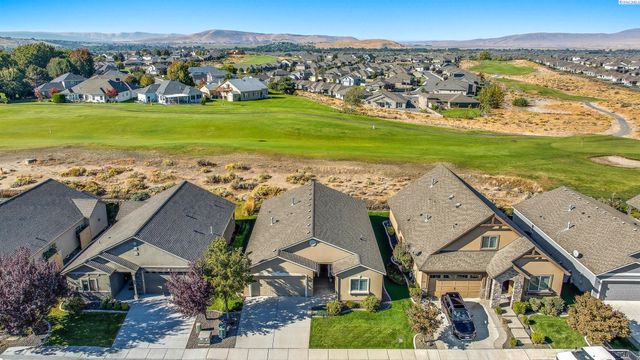 2691 Eaglewatch Lp, Richland, WA 99354