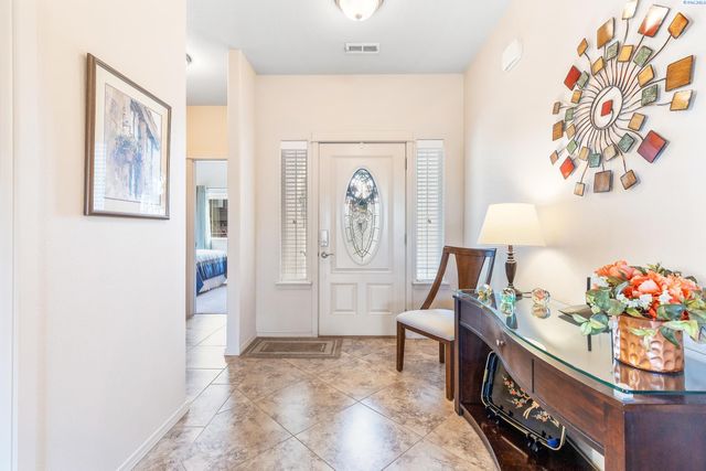 2691 Eaglewatch Lp, Richland, WA 99354