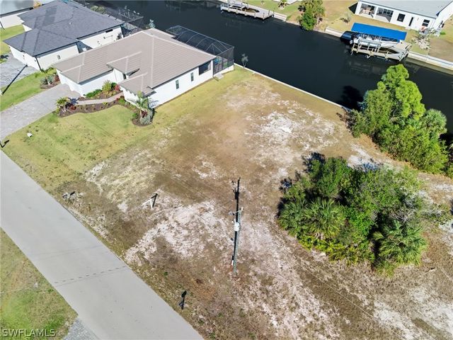 2805 NW 41st AVE, Cape Coral, FL 33993
