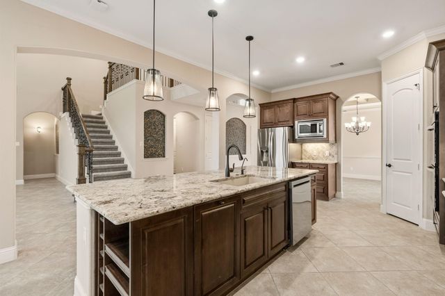 1400 Graystone Hills Drive, Conroe, TX 77304