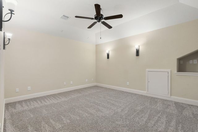 1400 Graystone Hills Drive, Conroe, TX 77304