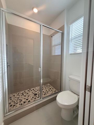 147 LAKESIDE LANDING Court, Royal Palm Beach, FL 33411