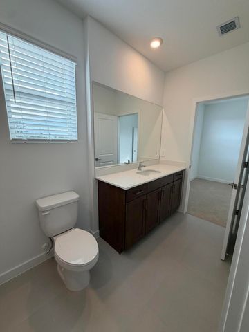 147 LAKESIDE LANDING Court, Royal Palm Beach, FL 33411