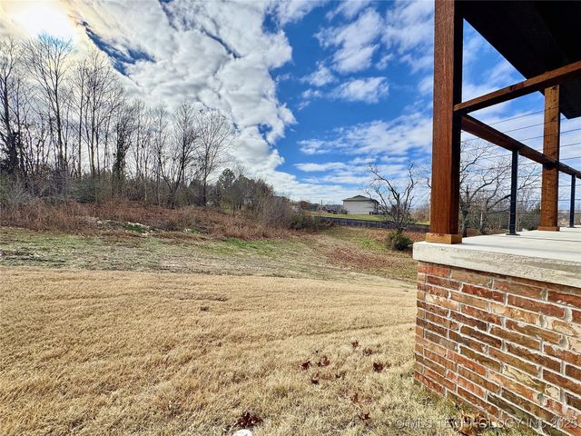 768 E Harlan Drive, Tahlequah, OK 74464