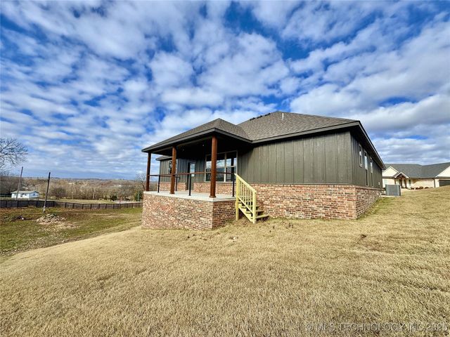 768 E Harlan Drive, Tahlequah, OK 74464