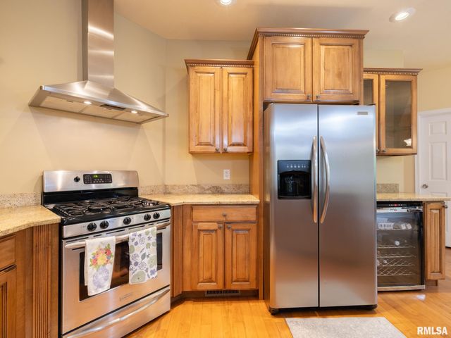 1108 THORNBERRY Lane, Germantown Hills, IL 61548