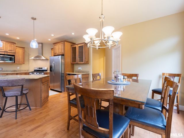 1108 THORNBERRY Lane, Germantown Hills, IL 61548