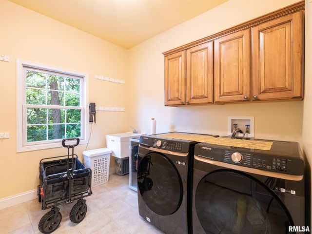 1108 THORNBERRY Lane, Germantown Hills, IL 61548