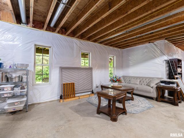 1108 THORNBERRY Lane, Germantown Hills, IL 61548