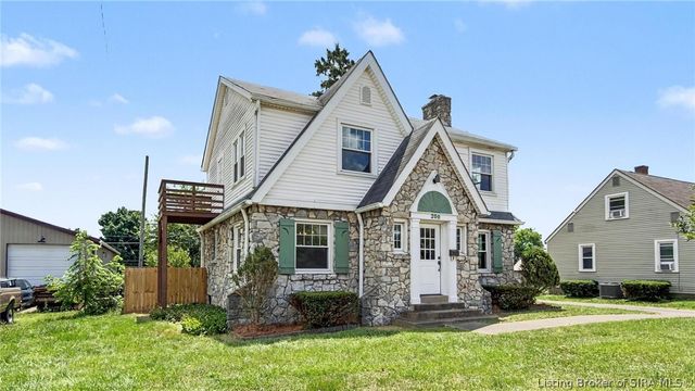 200 N Indiana Avenue, Sellersburg, IN 47172