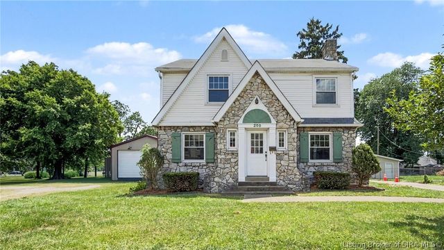 200 N Indiana Avenue, Sellersburg, IN 47172