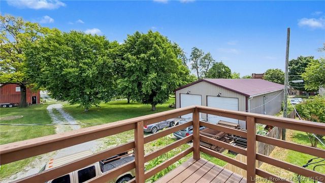 200 N Indiana Avenue, Sellersburg, IN 47172
