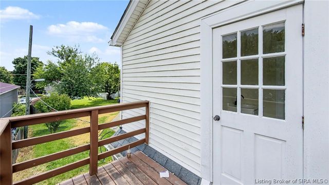 200 N Indiana Avenue, Sellersburg, IN 47172