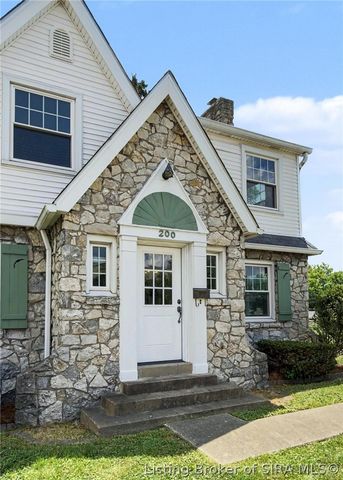 200 N Indiana Avenue, Sellersburg, IN 47172