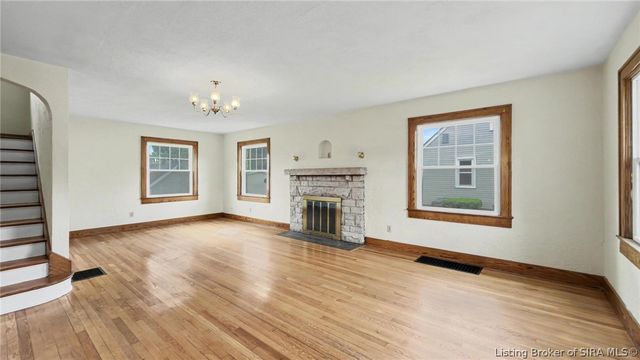 200 N Indiana Avenue, Sellersburg, IN 47172
