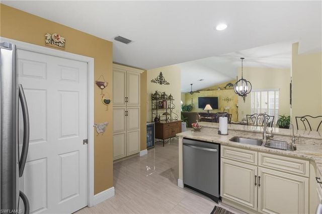 3325 SW 26th PL, Cape Coral, FL 33914