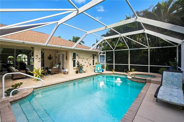 3325 SW 26th PL, Cape Coral, FL 33914