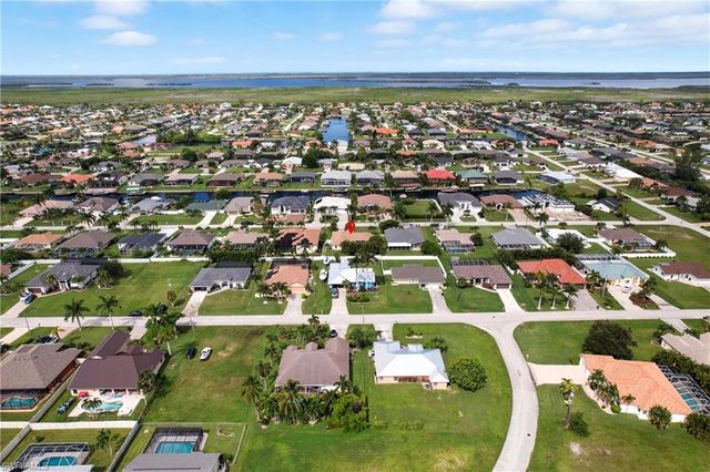 3325 SW 26th PL, Cape Coral, FL 33914