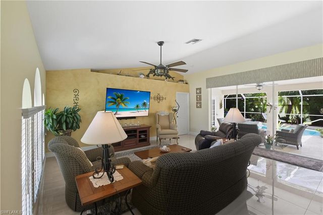 3325 SW 26th PL, Cape Coral, FL 33914