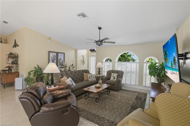3325 SW 26th PL, Cape Coral, FL 33914