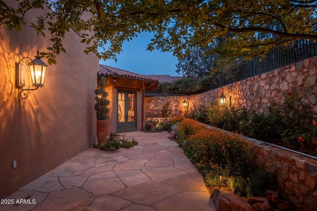 140 HIDDEN MEADOW Drive, Sedona, AZ 86336