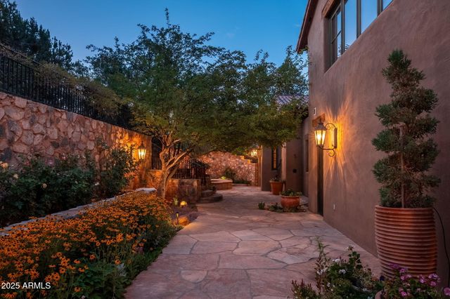140 HIDDEN MEADOW Drive, Sedona, AZ 86336