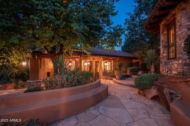140 HIDDEN MEADOW Drive, Sedona, AZ 86336