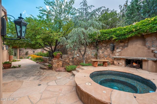 140 HIDDEN MEADOW Drive, Sedona, AZ 86336