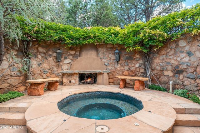 140 HIDDEN MEADOW Drive, Sedona, AZ 86336