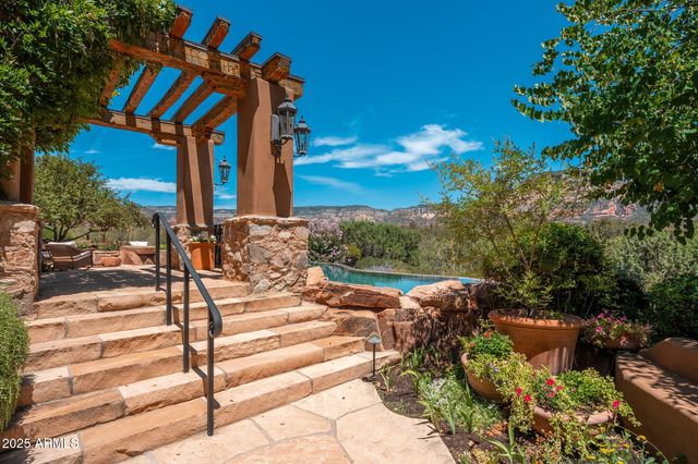 140 HIDDEN MEADOW Drive, Sedona, AZ 86336