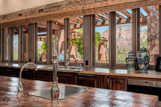 140 HIDDEN MEADOW Drive, Sedona, AZ 86336