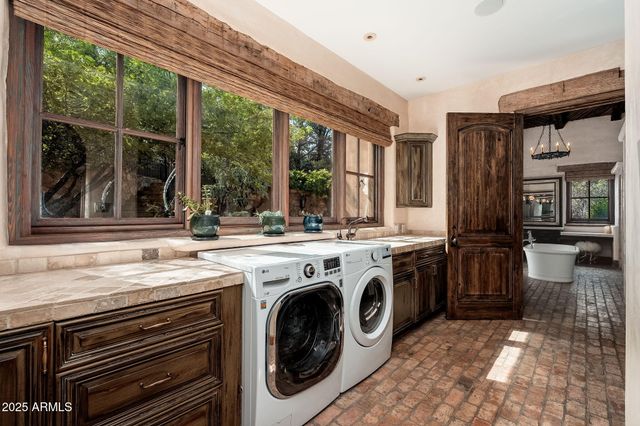 140 HIDDEN MEADOW Drive, Sedona, AZ 86336