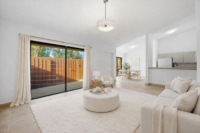 131 Springdale Circle, Palm Springs, FL 33461