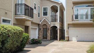 305 Reinerman Street, Houston, TX 77007