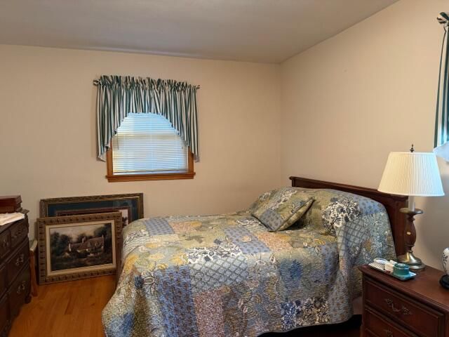 525 Tanglewood DR, Martinsville, VA 24112